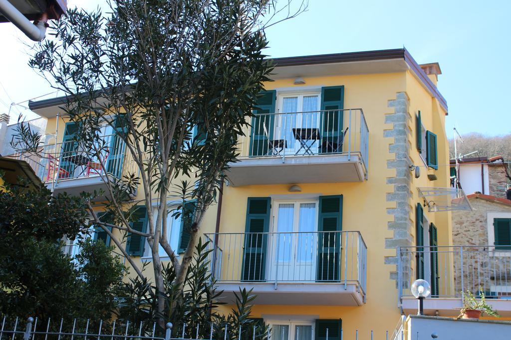 Pietra Di Mare Hotel Biassa Eksteriør billede